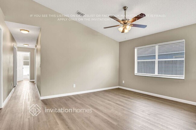Building Photo - 13507 Glasser Ave