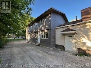 Building Photo - 450 Mill St
