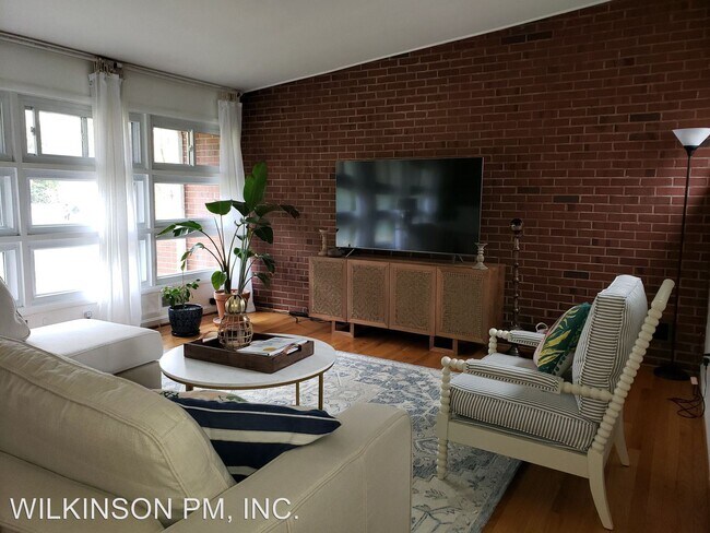 Building Photo - 3 br, 2.5 bath House - 9408 Forest Haven Dr