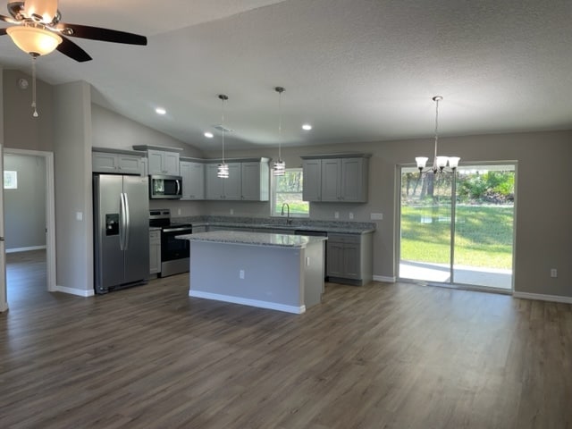 Building Photo - 484 W Homeway Loop