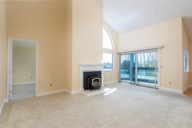 Building Photo - 56 Cape Hatteras Ct