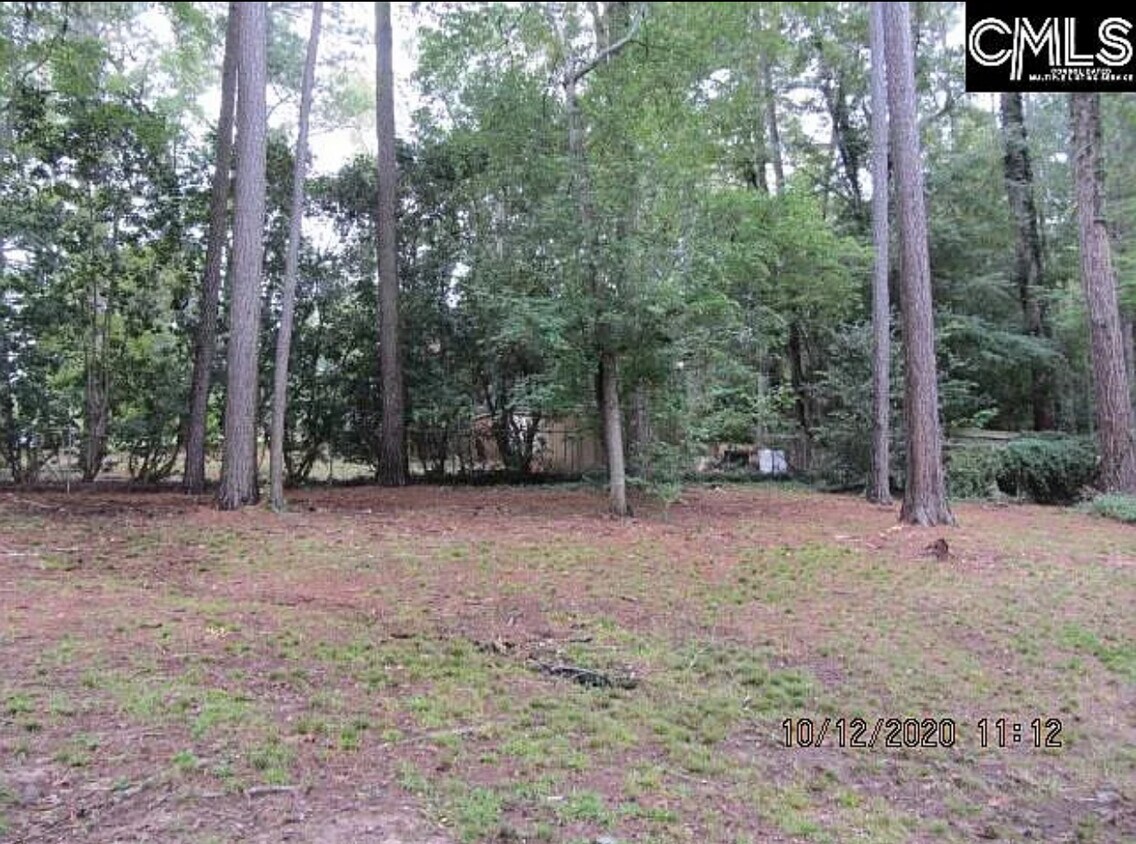 Foto del edificio - 1732 Willow Creek Dr