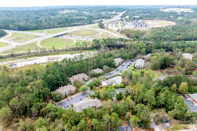 Champion Pines - Champions Pines Apartments