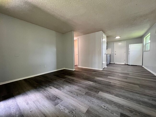 Photo - 9316 Eastfield Rd-A Apartment