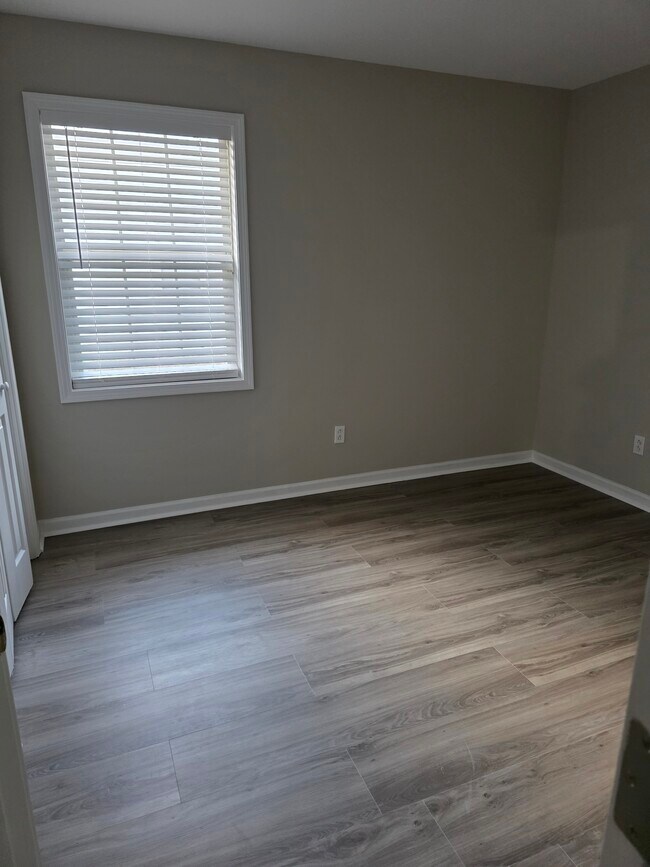 3er dormitorio - 908 Baywood Rd