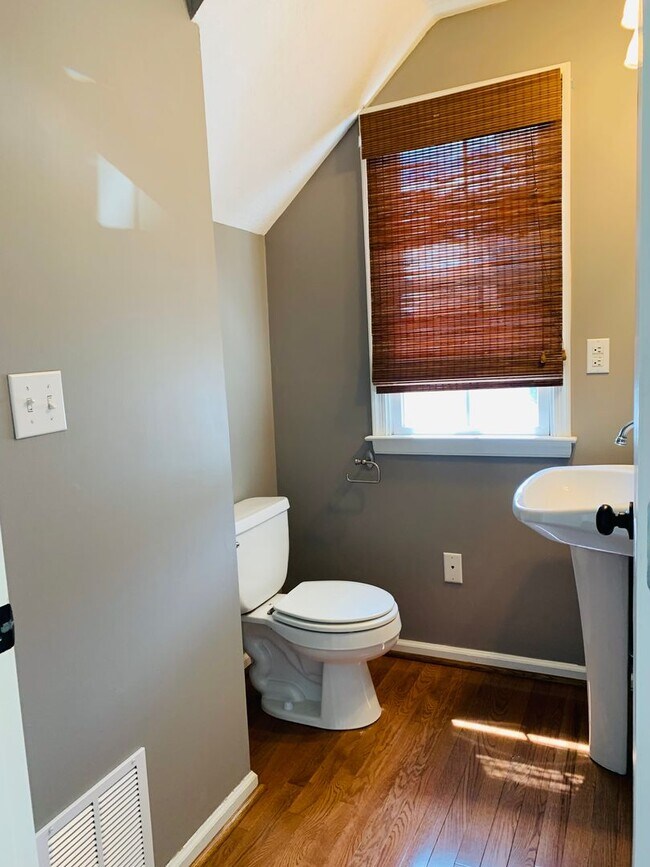 Foto del edificio - 3 Bedroom 2.5 Half Bath House