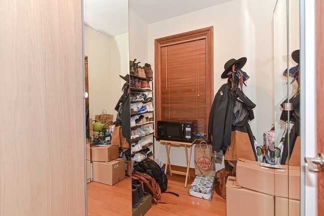 Foto del edificio - 120 Hillside St