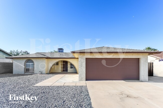 Building Photo - 5015 W Mercer Ln