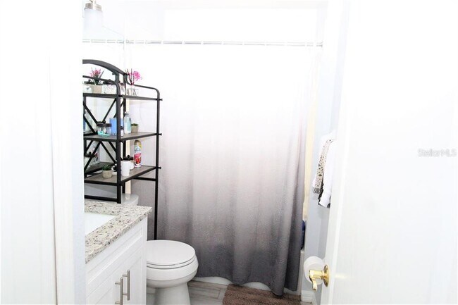 Foto del edificio - 3601 Golden Eagle Dr