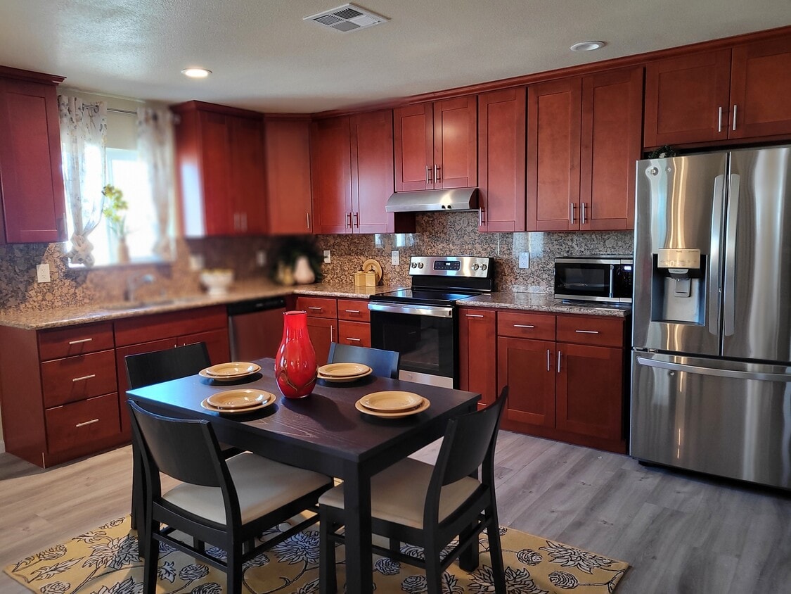 Building Photo - 7358 Springman St