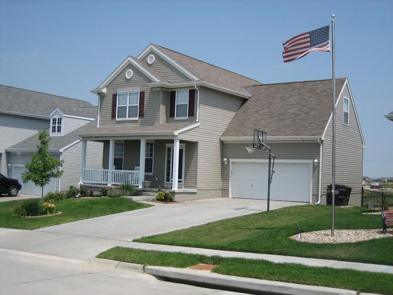 Primary Photo - 14005 Kelly Dr