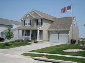 Building Photo - 14005 Kelly Dr