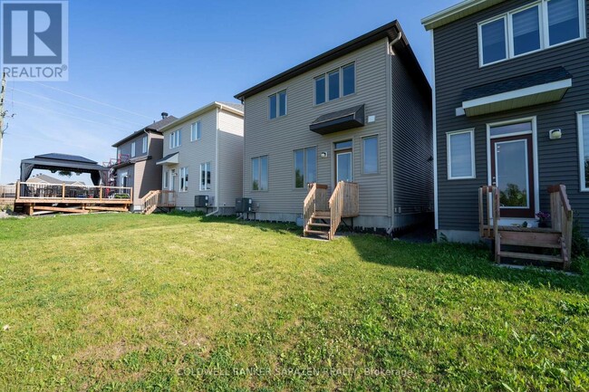 Building Photo - 604 Perseus Ave