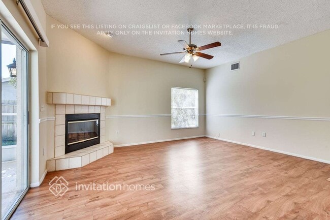 Foto del edificio - 11702 Branch Mooring Dr