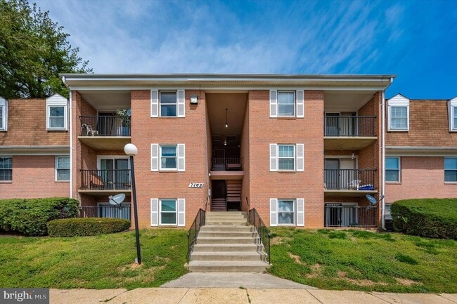 Building Photo - 7165 Cross St