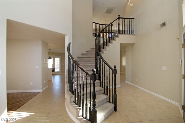 Foto del edificio - 3222 E Viking Rd