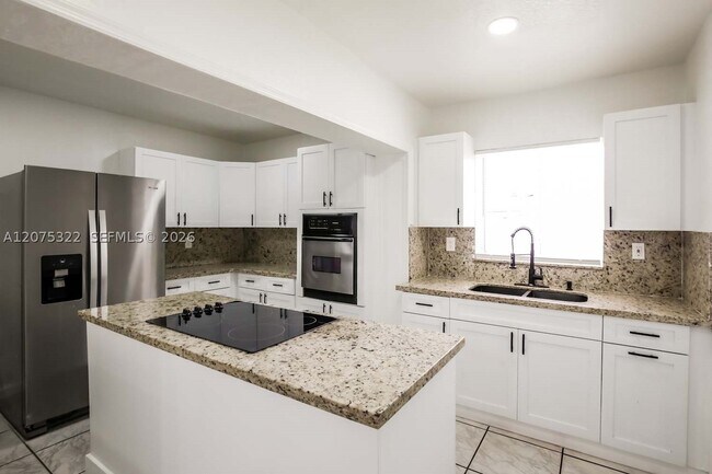 Foto del edificio - 14544 SW 105th Ct