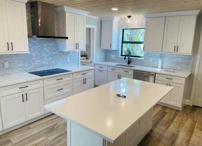 Foto del edificio - 6101 Deer Run