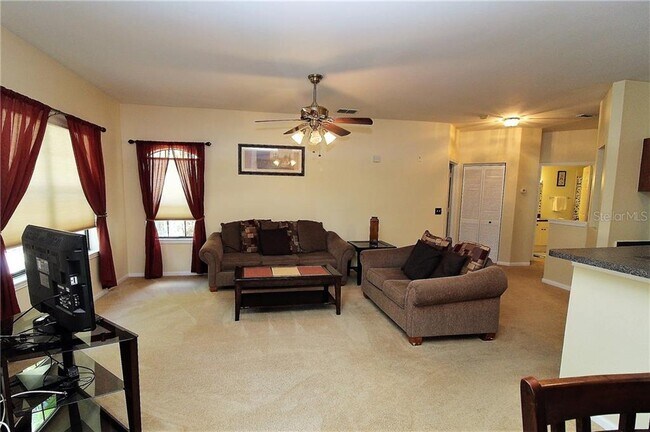 Building Photo - 2249 Portofino Pl
