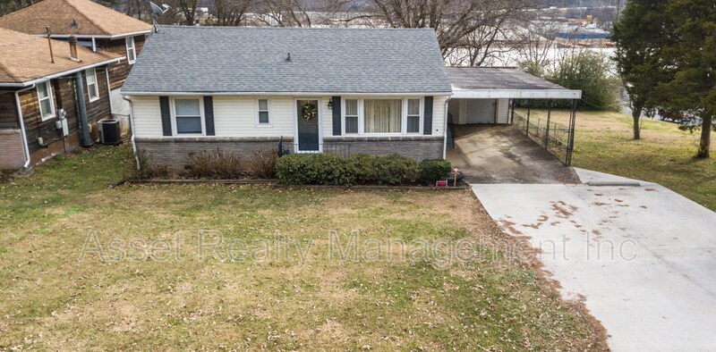 Primary Photo - 2702 Cecil Ave
