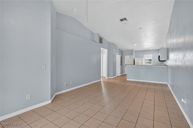 Building Photo - 4424 26th St SW