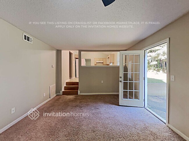 Foto del edificio - 6955 Greenfield Ln