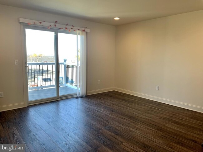 Foto del edificio - 46 W Pittsfield St