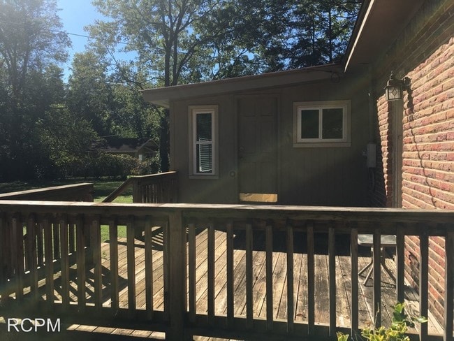 Building Photo - 3 br, 2.5 bath House - 7310 Chadwell Rd.