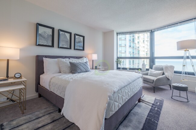 Foto del edificio - 167 N Harbor Dr