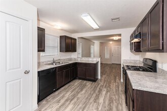 Building Photo - 5415 Rio Sabinas St