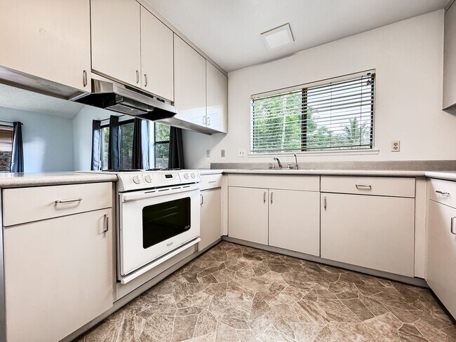 Foto del edificio - Pet Friendly Mililani House