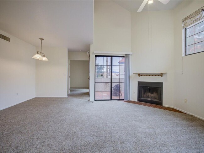 Foto del edificio - 2 Bedroom, 2 Bath