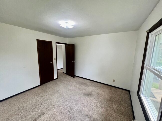 Foto del edificio - 2925 Northland Dr