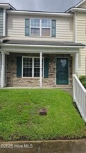 Building Photo - 27 E Doris Ave