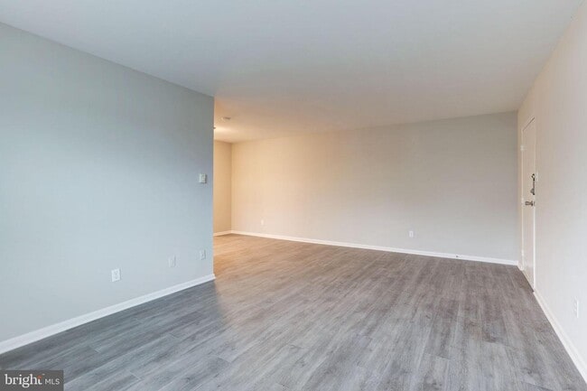 Foto del edificio - 4260 Buckman Rd