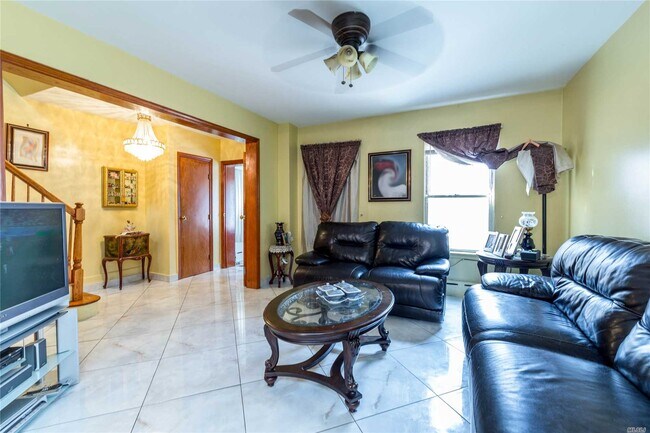 Foto del edificio - 30-63-63 37th St