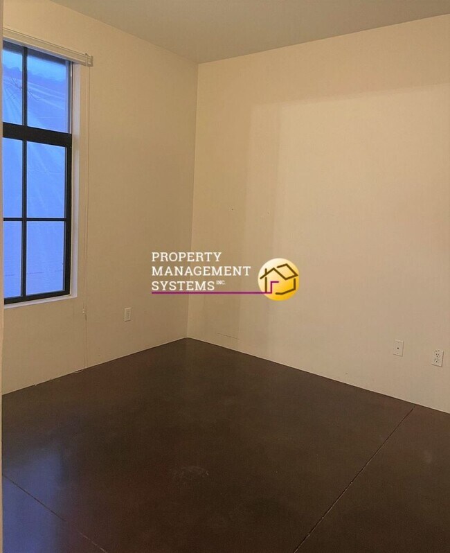 Foto del edificio - 336 W 300 S