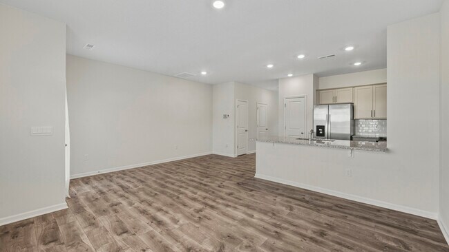 Foto del edificio - 153 Leo St