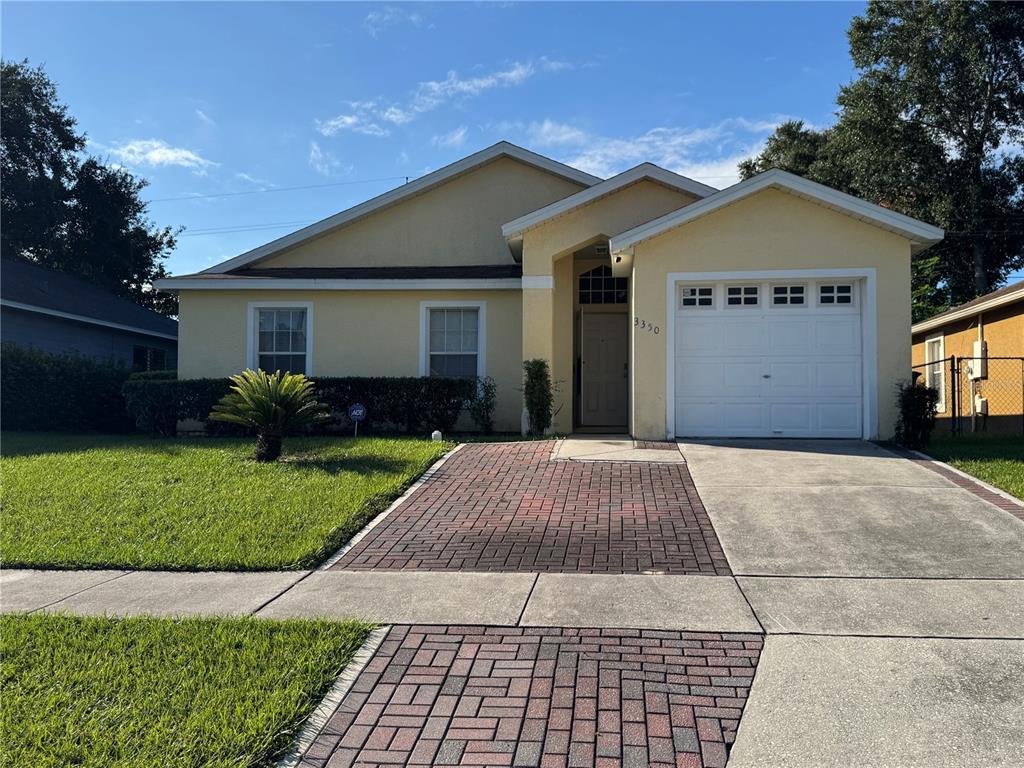 Foto principal - 3350 Lake Tiny Cir