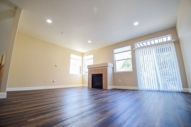 Foto del edificio - 10735 SW Canterbury Ln