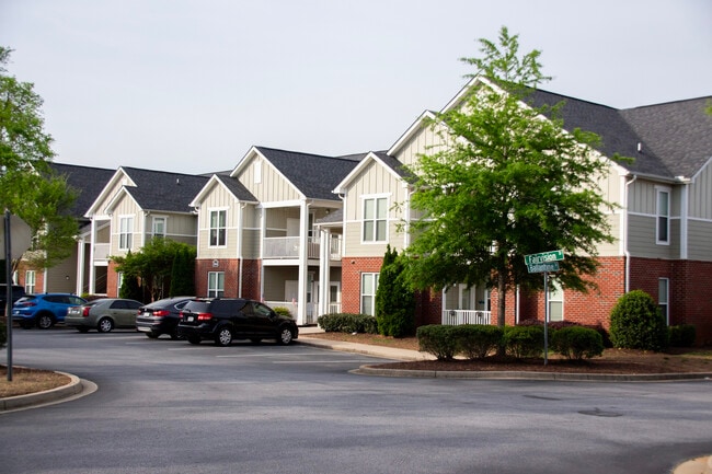 Building Photo - Ballantyne Commons Simpsonville