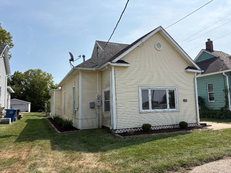 Foto principal - 911 SW 62nd St