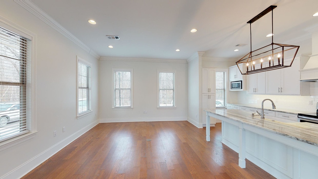 Photo - Wellington Place Apartments