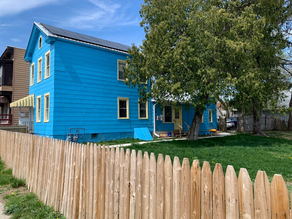 Foto principal - 813 19th St