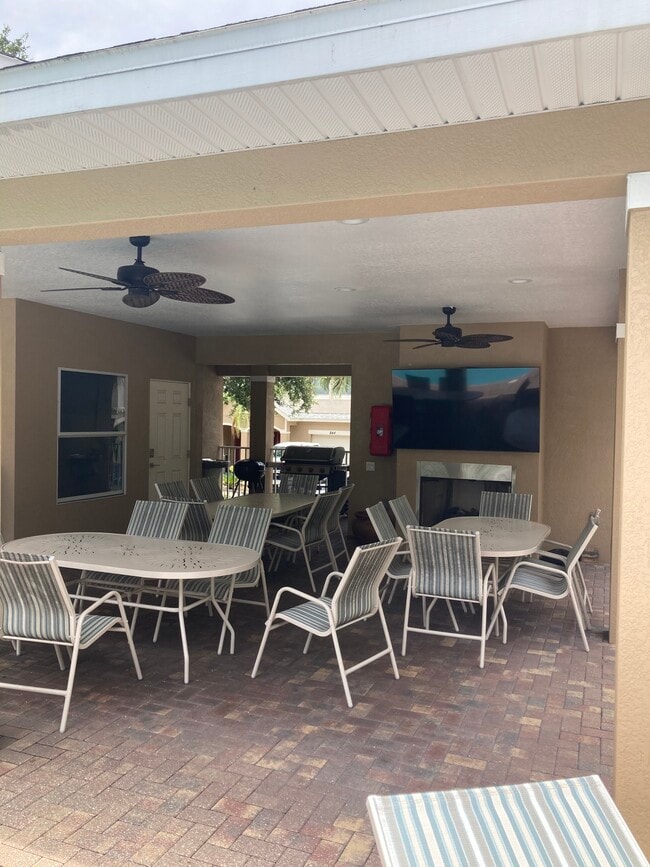 Building Photo - 846 Callista Cay Loop