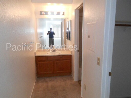 Building Photo - 209 Mariner Way