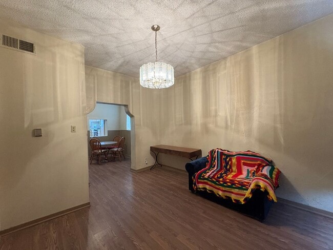 Building Photo - HOME FOR RENT IN CENTRAL EL PASO
