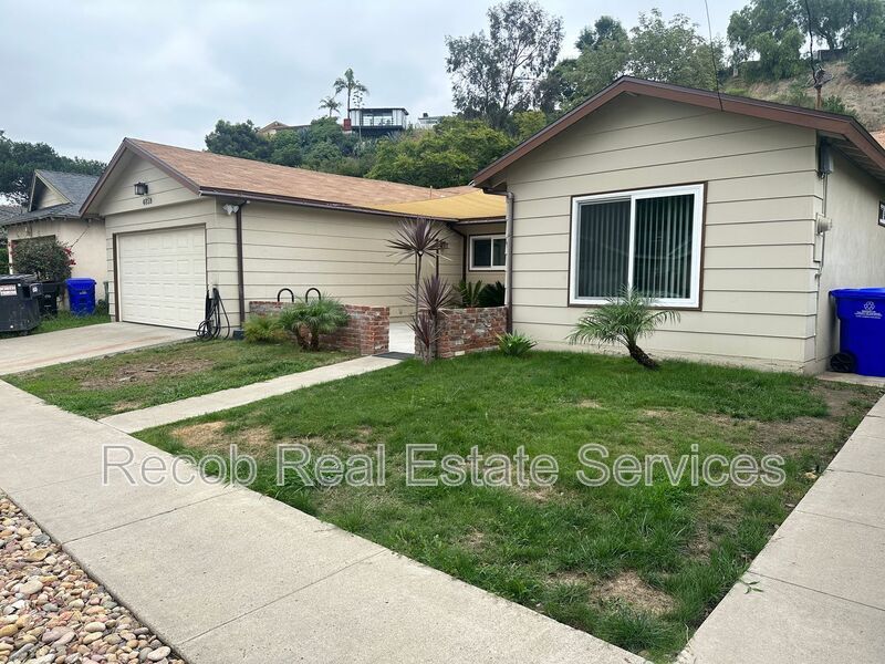 Foto principal - 4859 Campanile Dr