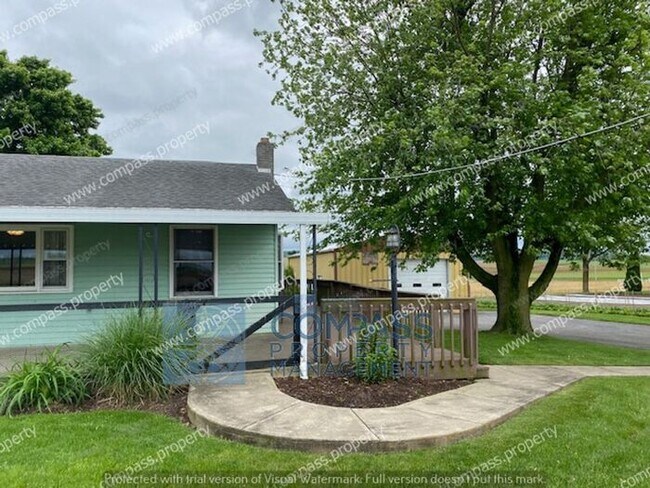 Foto del edificio - $1695.00- 3+ Bed, 1.5 Bath Ranch Home with...