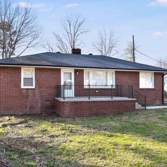 3 Bedroom 1 Bath Off Edwards Rd House Rental in Taylors, SC